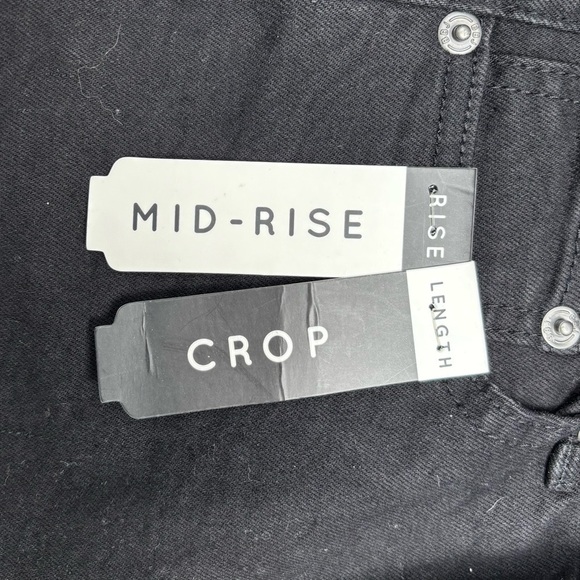 NWT Boom Boom Jeans Mid-Rise Crop Black Embroidered Flower Design Size 7 - Picture 5 of 10